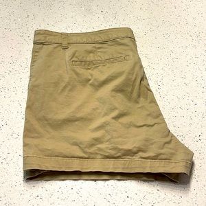 Khaki 3” inseam shorts/A New Day/ Size 18